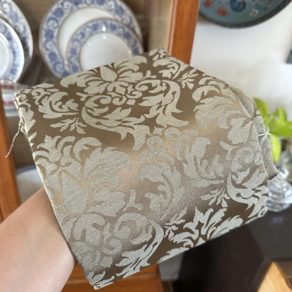 New Classic Woven Damask Jacquard Fabric Metallic Gold Silver 57x38